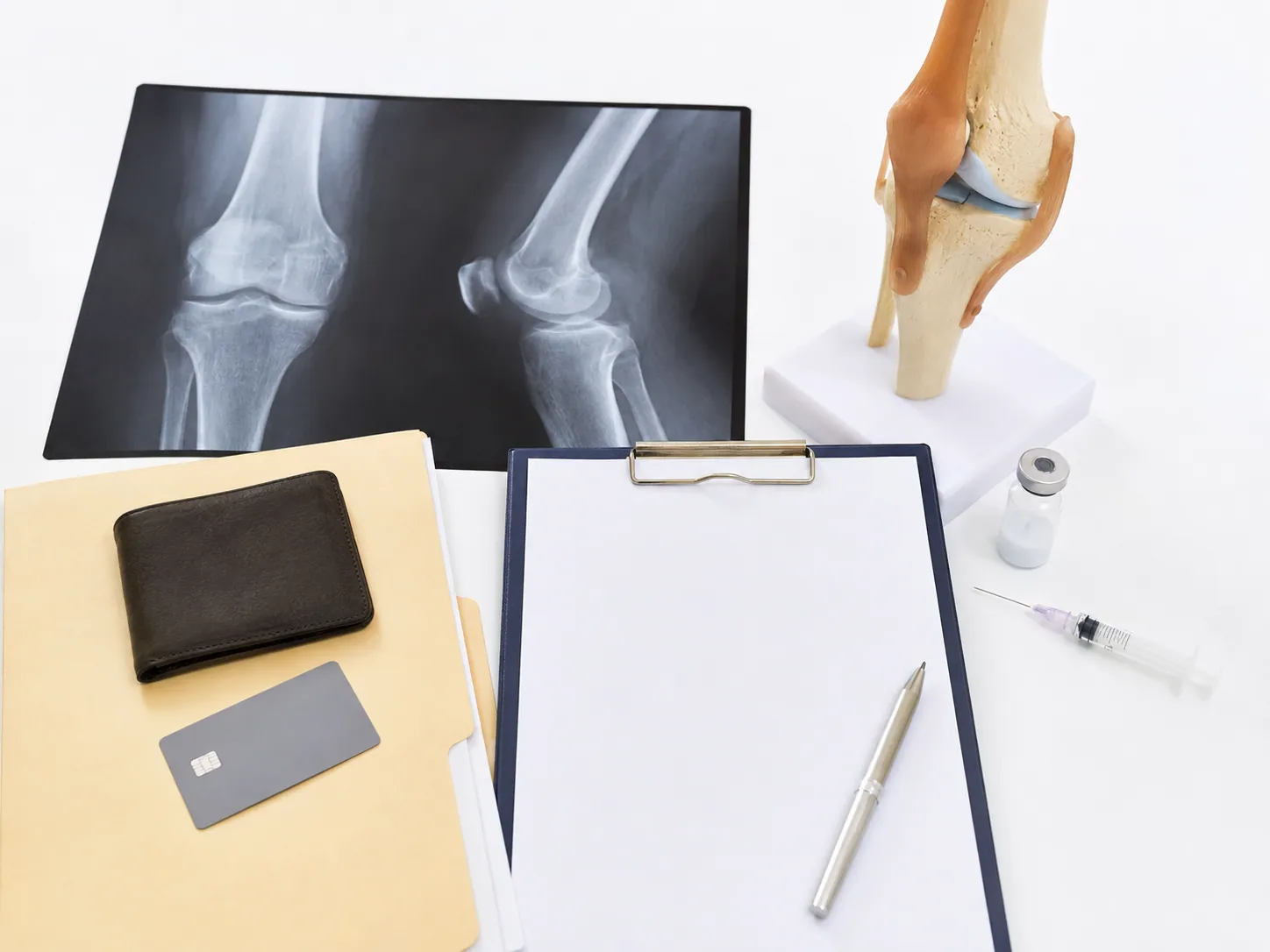 Clinical consultation visual for reviewing knee joint treatment information