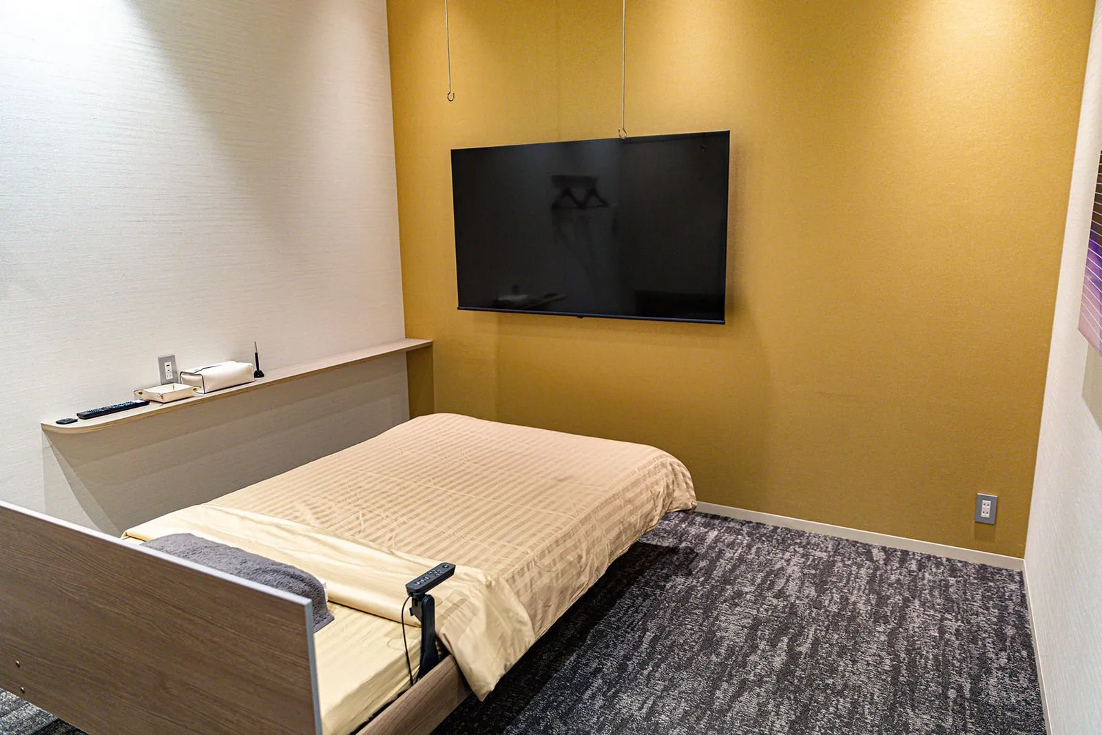 Private room at GINZA NOA CLINIC